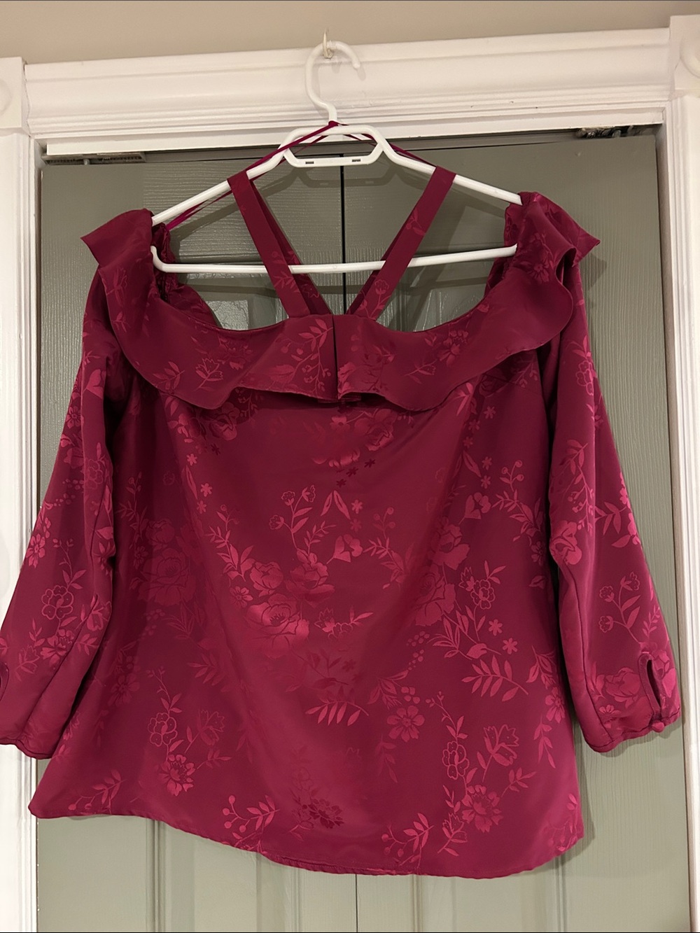 Guess Berry Pink Floral Off-Shoulder Blouse